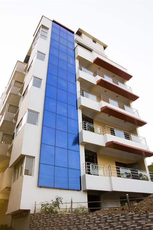 Hotel Park Riviera Gauháti Kültér fotó